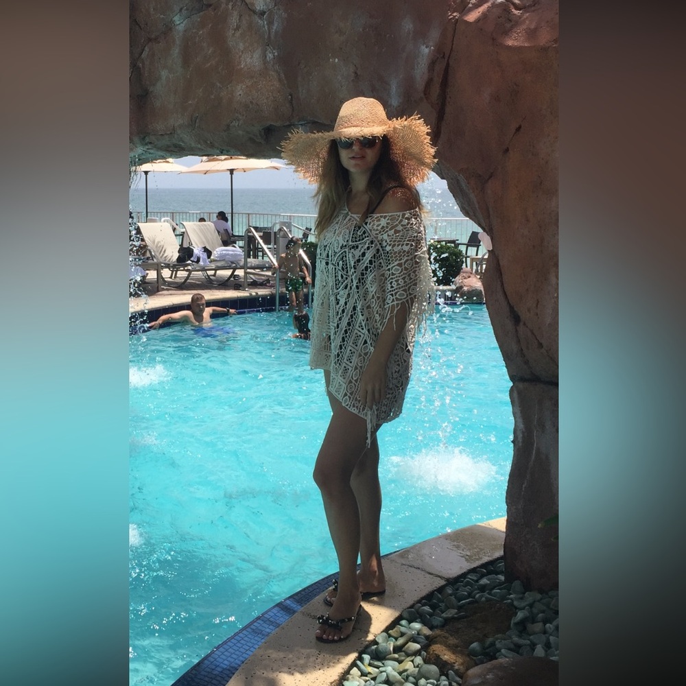 L*Space Crochet Beach Cover Up 🏖️